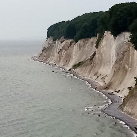 Ferienwohnung Schaabe Breege Bagian luar foto