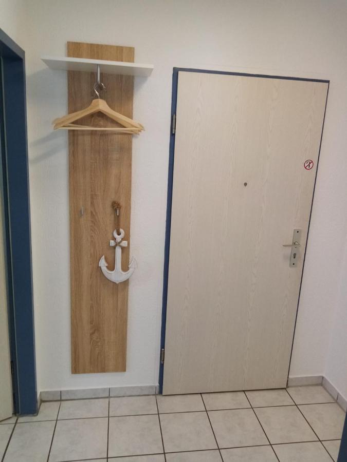 Ferienwohnung Schaabe Breege Bagian luar foto