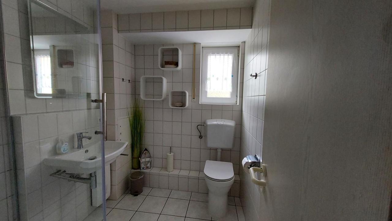 Ferienwohnung Schaabe Breege Bagian luar foto